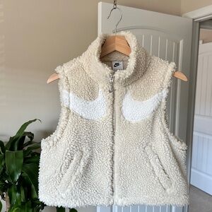 Nike Swoosh Fleece Vest